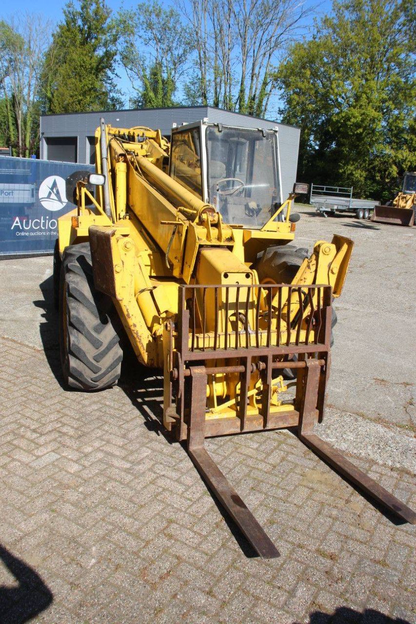 JCB Turbo 530B Diesel-Teleskoplader 2700 kg