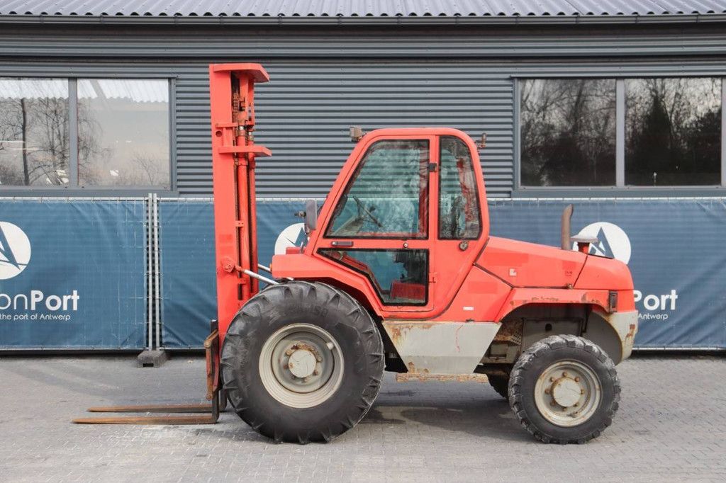 Rough-terrain forklift Manitou M26-4 Diesel 2600kg 2012
