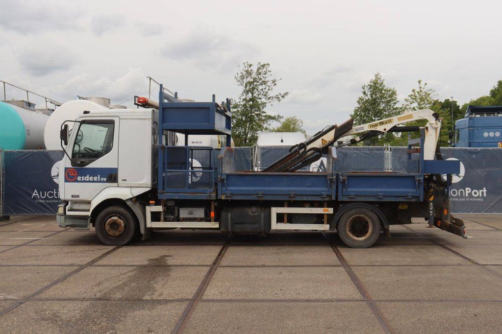 Kranwagen Renault Midlum 220CDI Diesel 215 PS 2003
