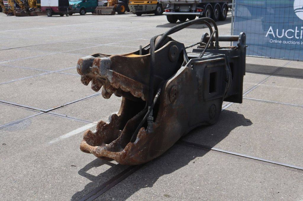 Hydraulische Betonscheren