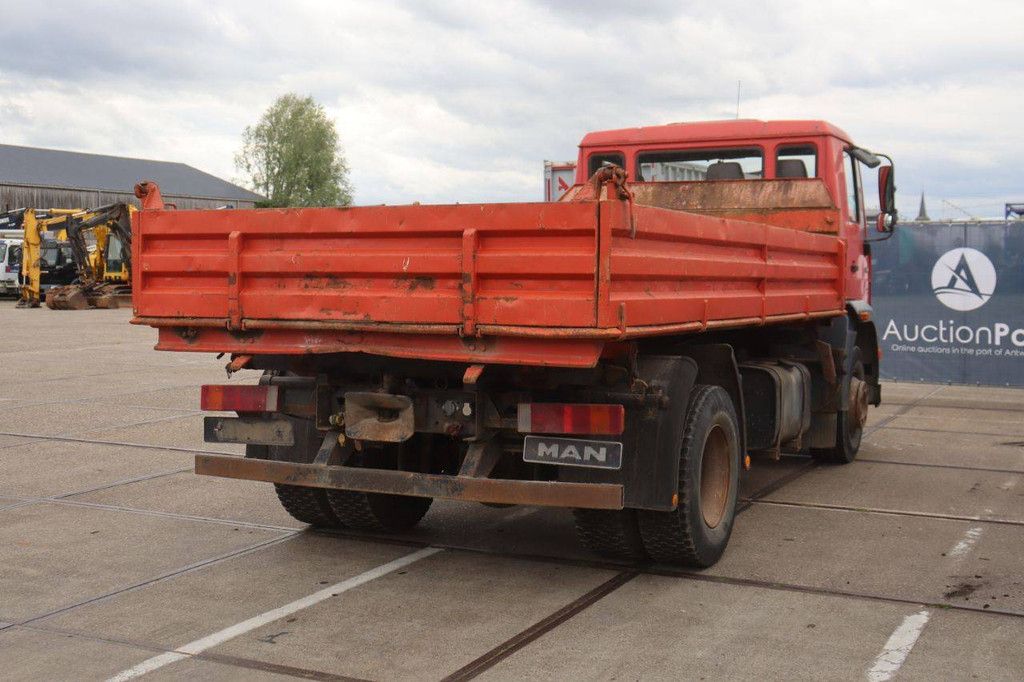 MAN 15-264 Diesel-Kipper, 116 PS, Baujahr 1999