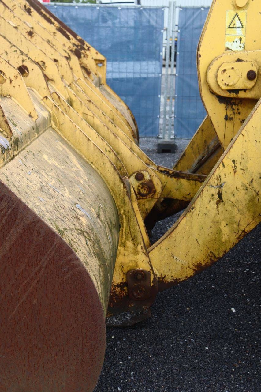 Komatsu WF450-3D Diesel Wheel Loader 194kW 2003