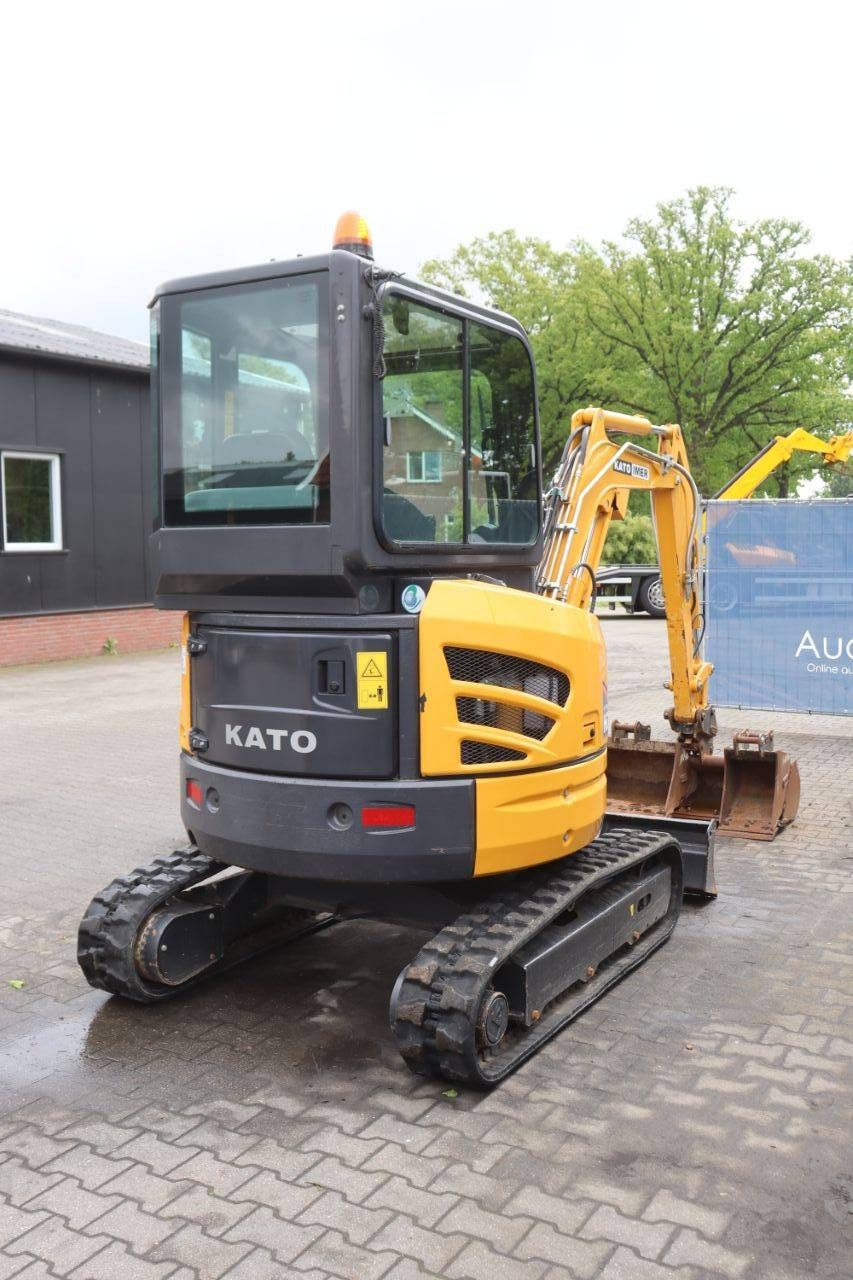 Mini excavator Kato 27-V4 Diesel 13.6kW
