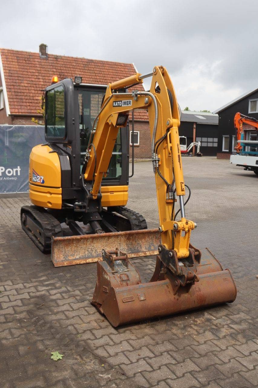 Mini excavator Kato 27-V4 Diesel 13.6kW