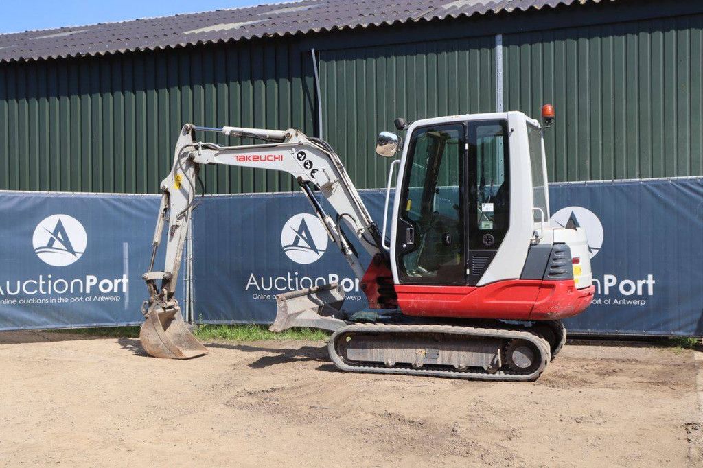 Crawler excavator Takeuchi TB235 Diesel 22kW 2014