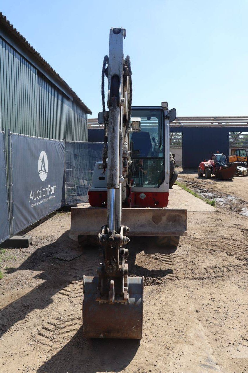 Crawler excavator Takeuchi TB235 Diesel 22kW 2014