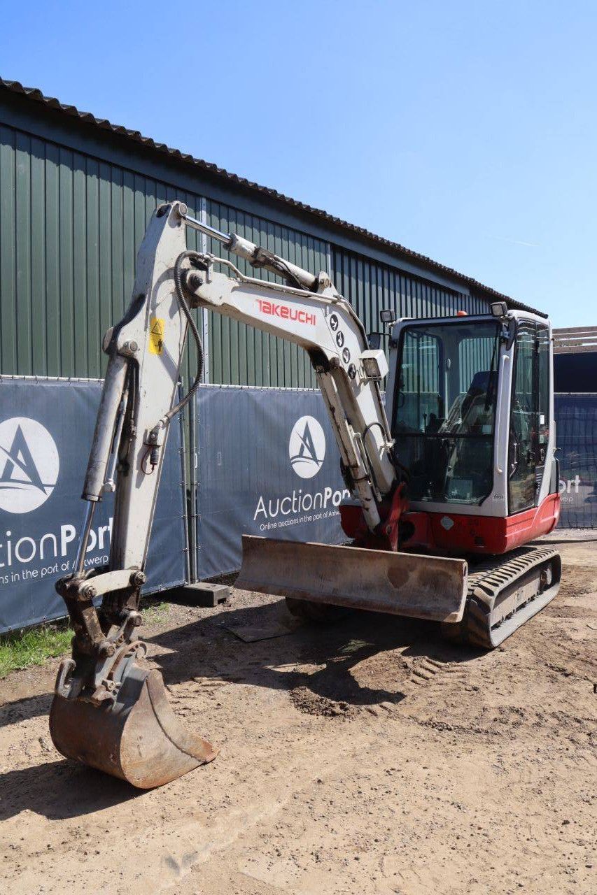 Crawler excavator Takeuchi TB235 Diesel 22kW 2014
