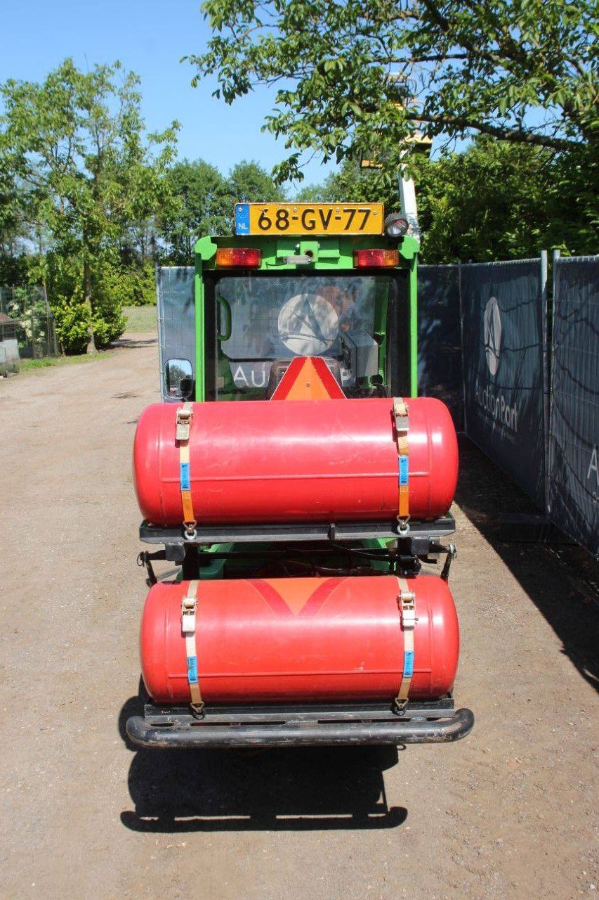 Avant M635 Diesel Articulated Loader 2010 with Attachment