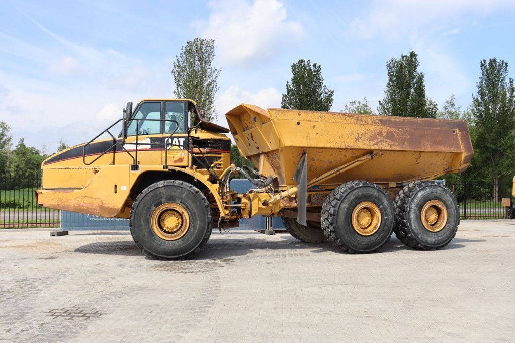 Muldenkipper Caterpillar 740 Diesel 33t