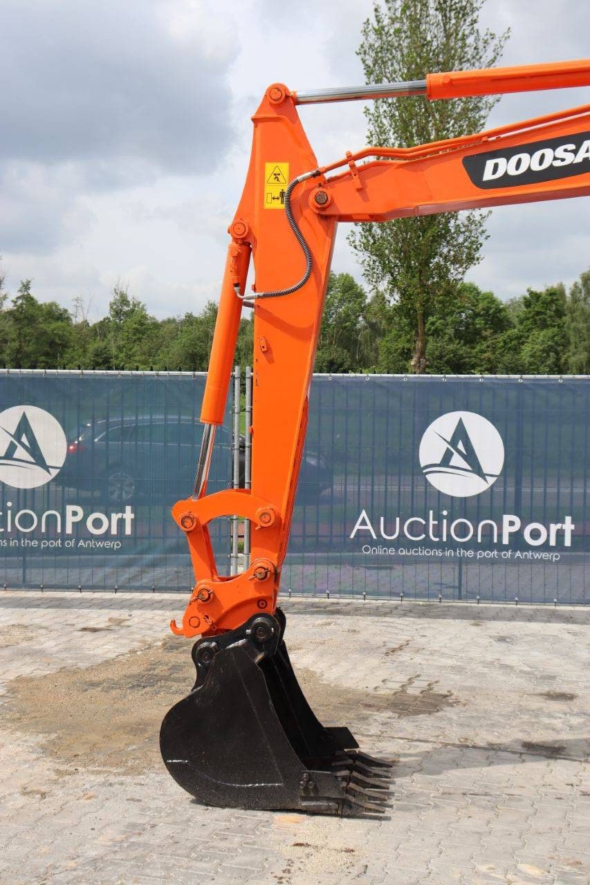 Doosan DX60WN Diesel-Mobilbagger 39 kW 2020