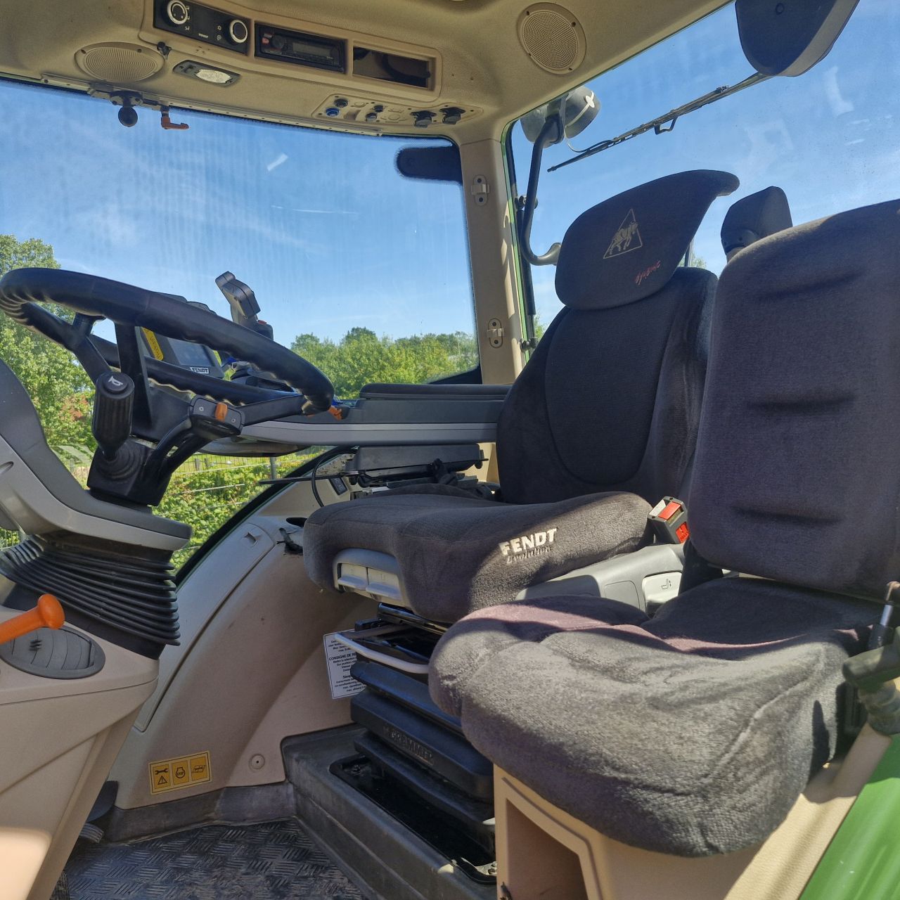 Te koop keurige fendt 722 vario scr