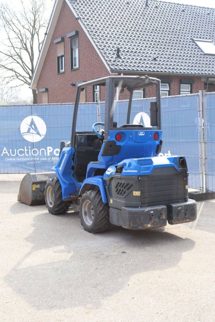 Knickgelenkter Radlader Multione M17.3+ Diesel 21kW 2016