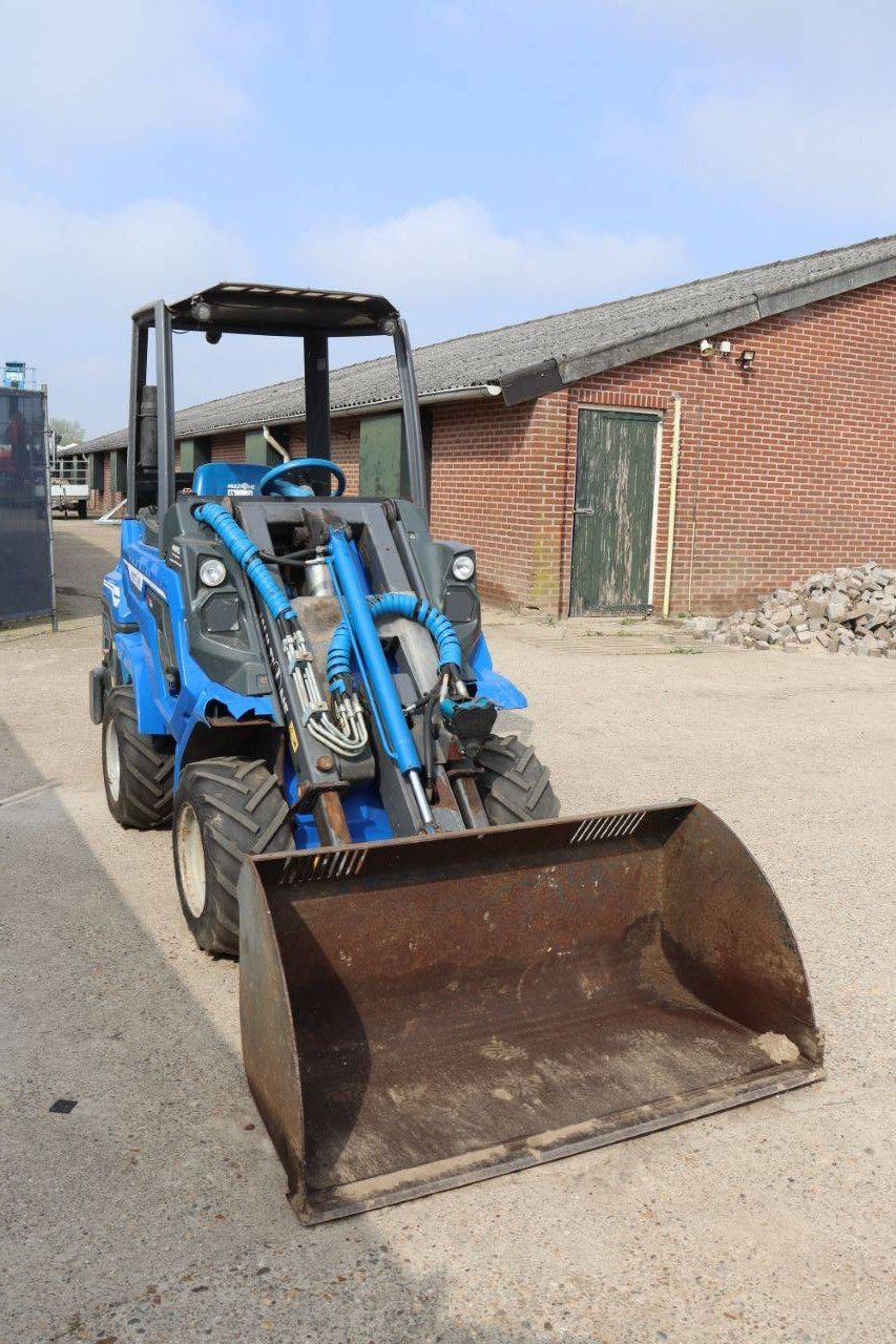 Knickgelenkter Radlader Multione M17.3+ Diesel 21kW 2016