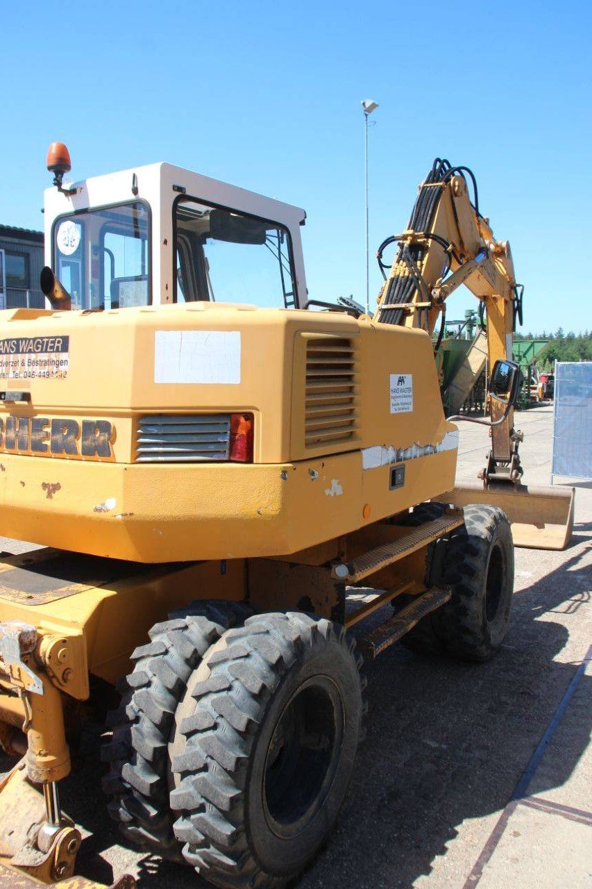 Liebherr A308 Diesel Wheeled Excavator 1996