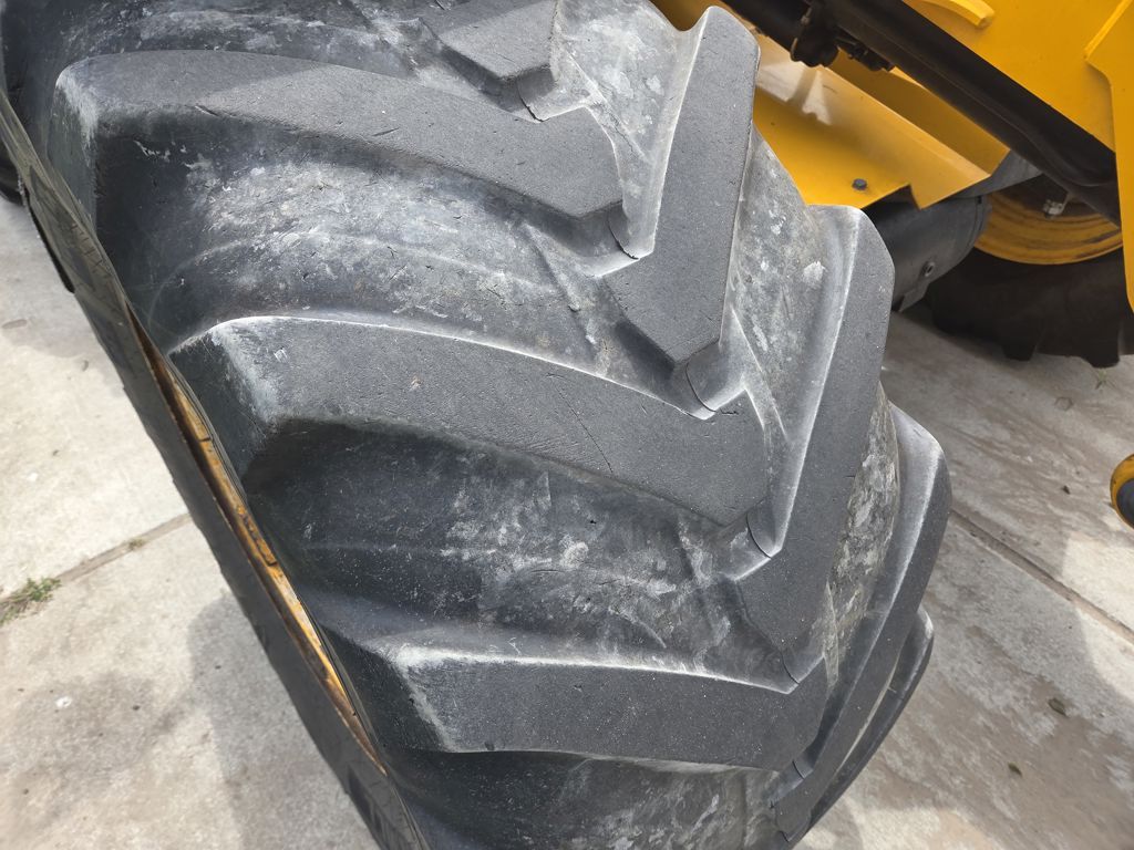 JCB TM320S