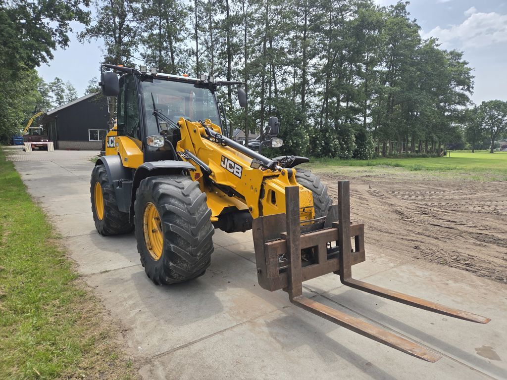 JCB TM320S