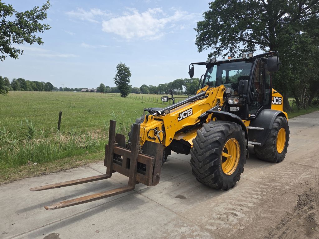 JCB TM320S