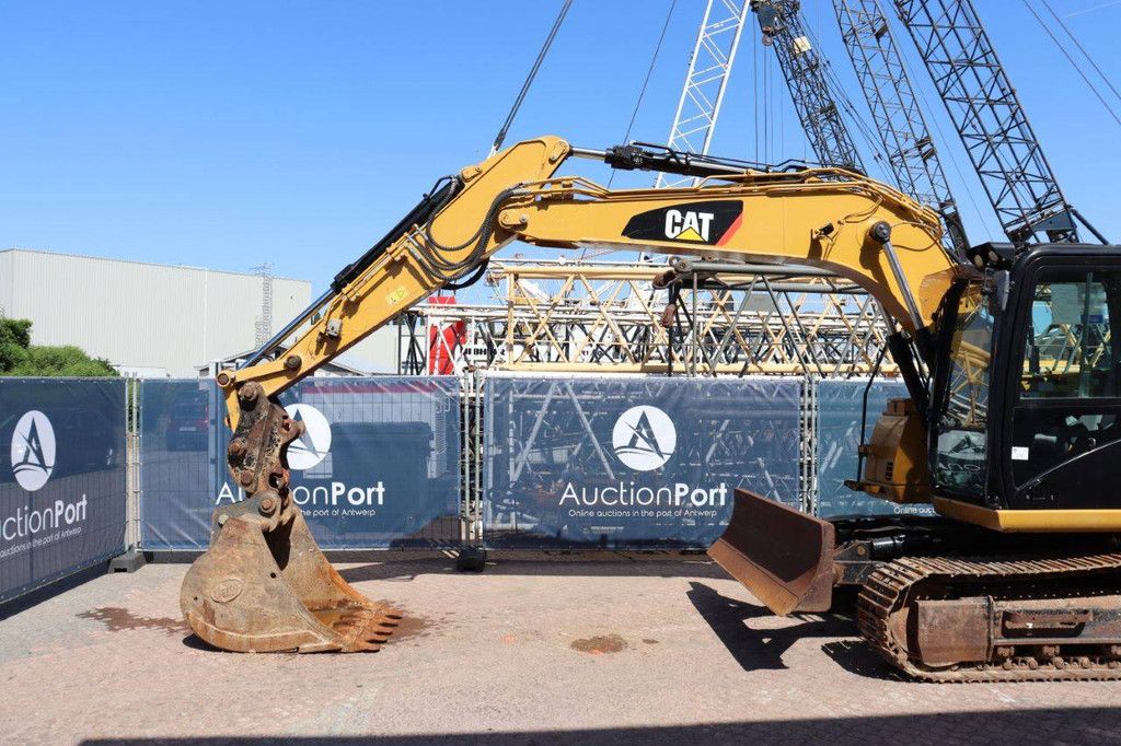 Raupenbagger Caterpillar 311FLRR Diesel 2016