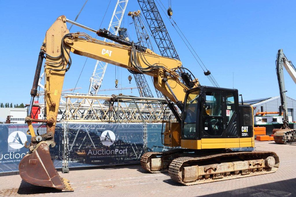 Raupenbagger Caterpillar 325FL Diesel