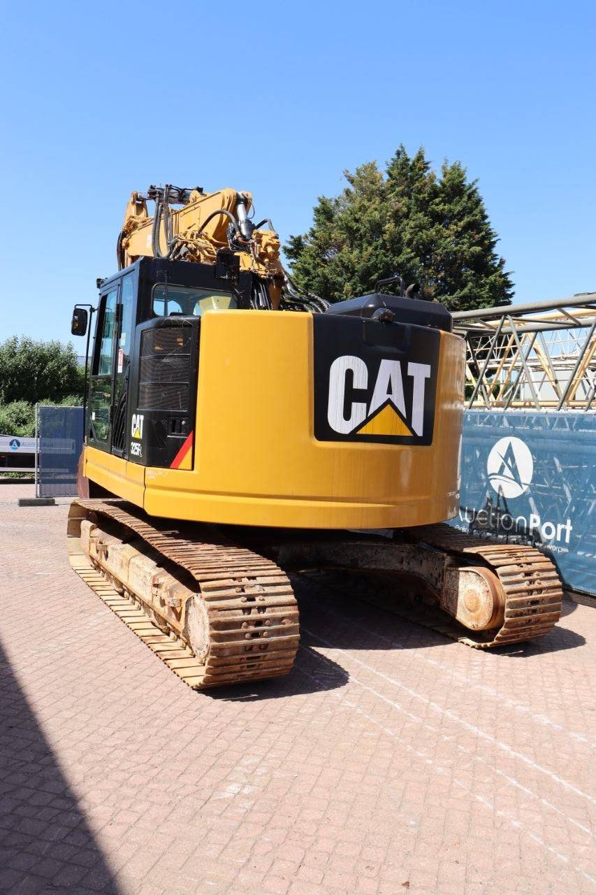 Raupenbagger Caterpillar 325FL Diesel