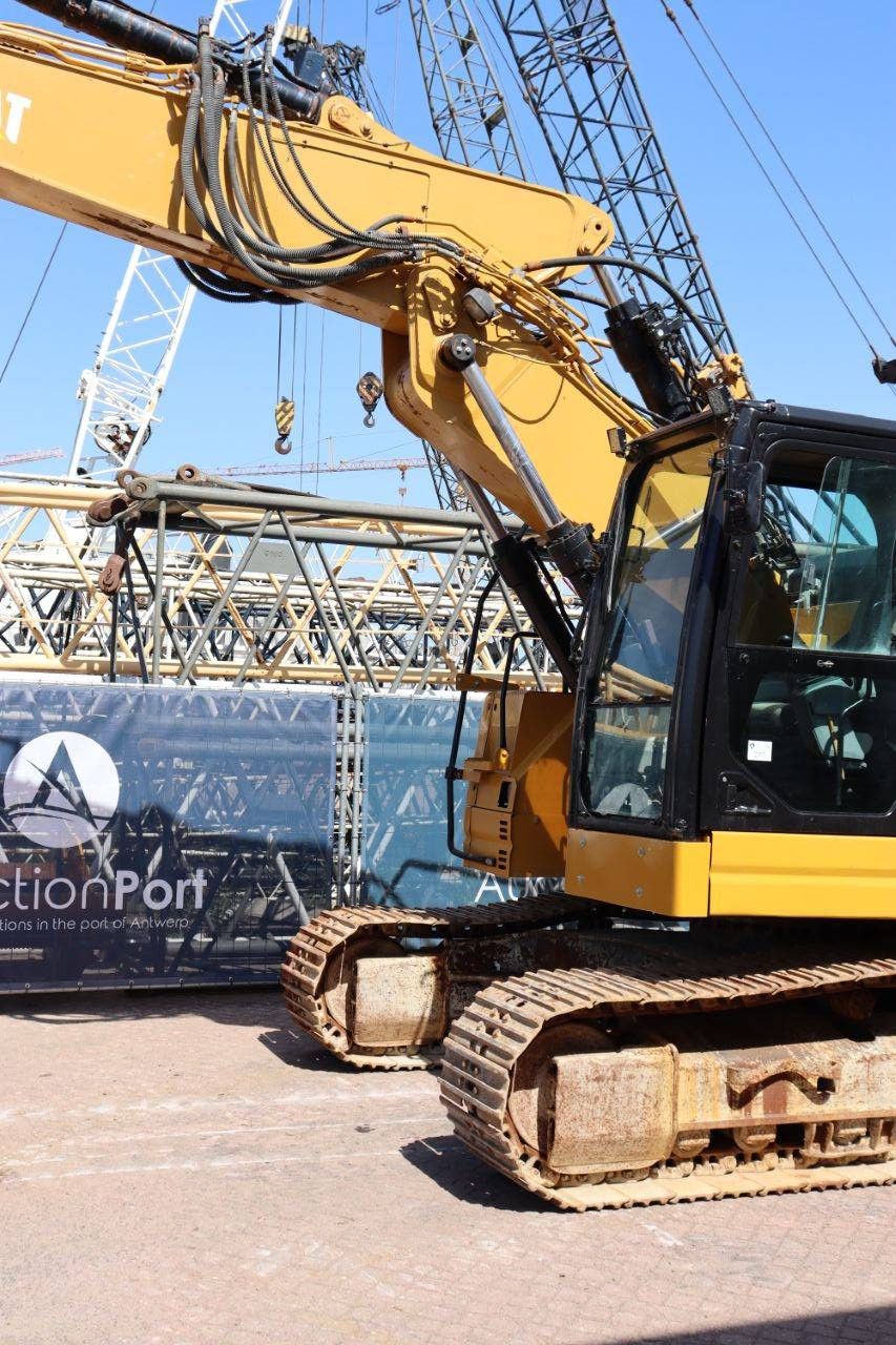 Raupenbagger Caterpillar 325FL Diesel