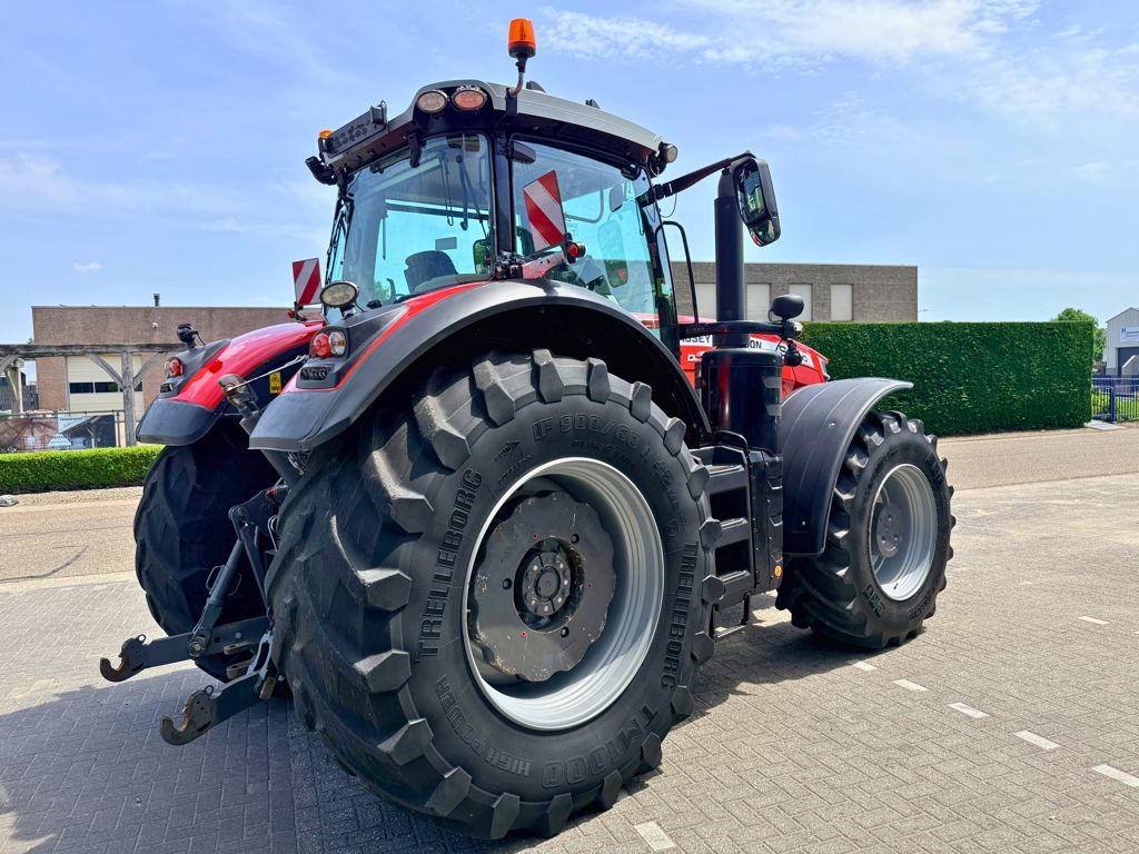 Massey Ferguson 8740S Stage V