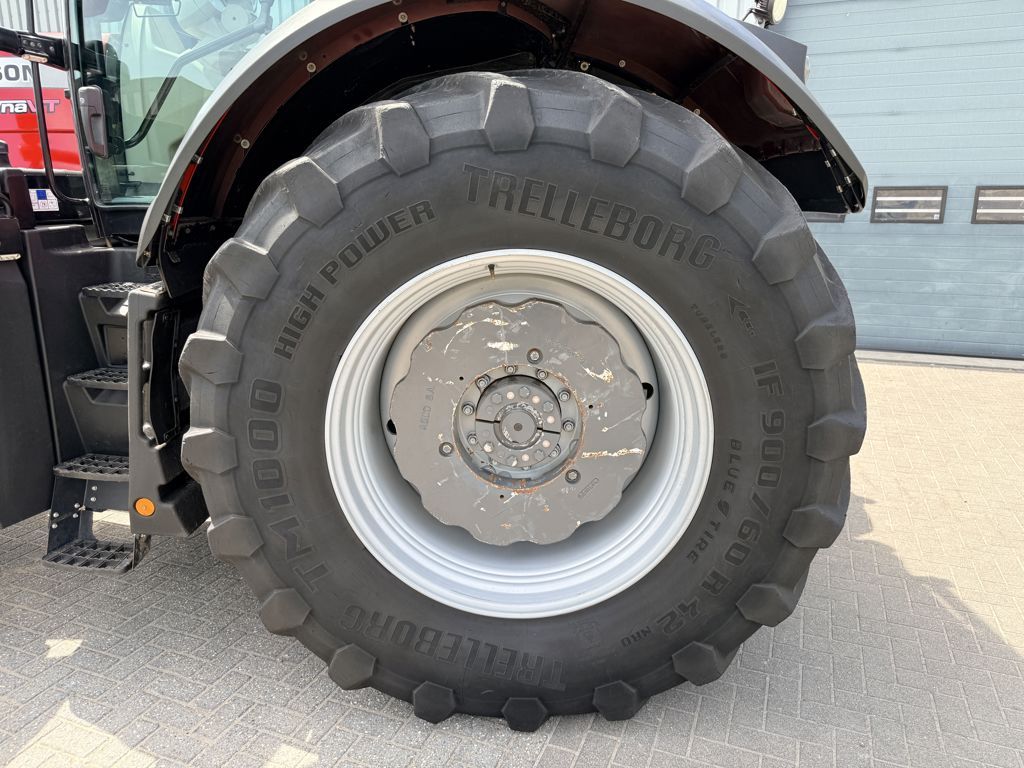 Massey Ferguson 8740S Stage V