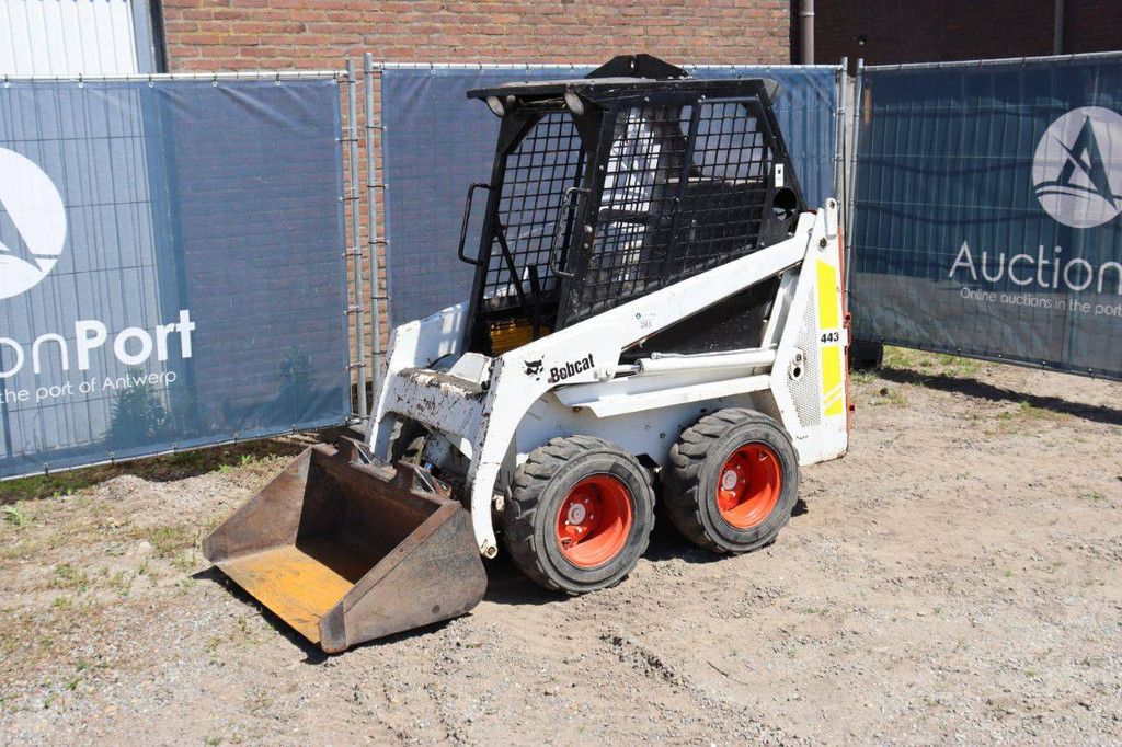 Skid steer loader Bobcat 443 Diesel