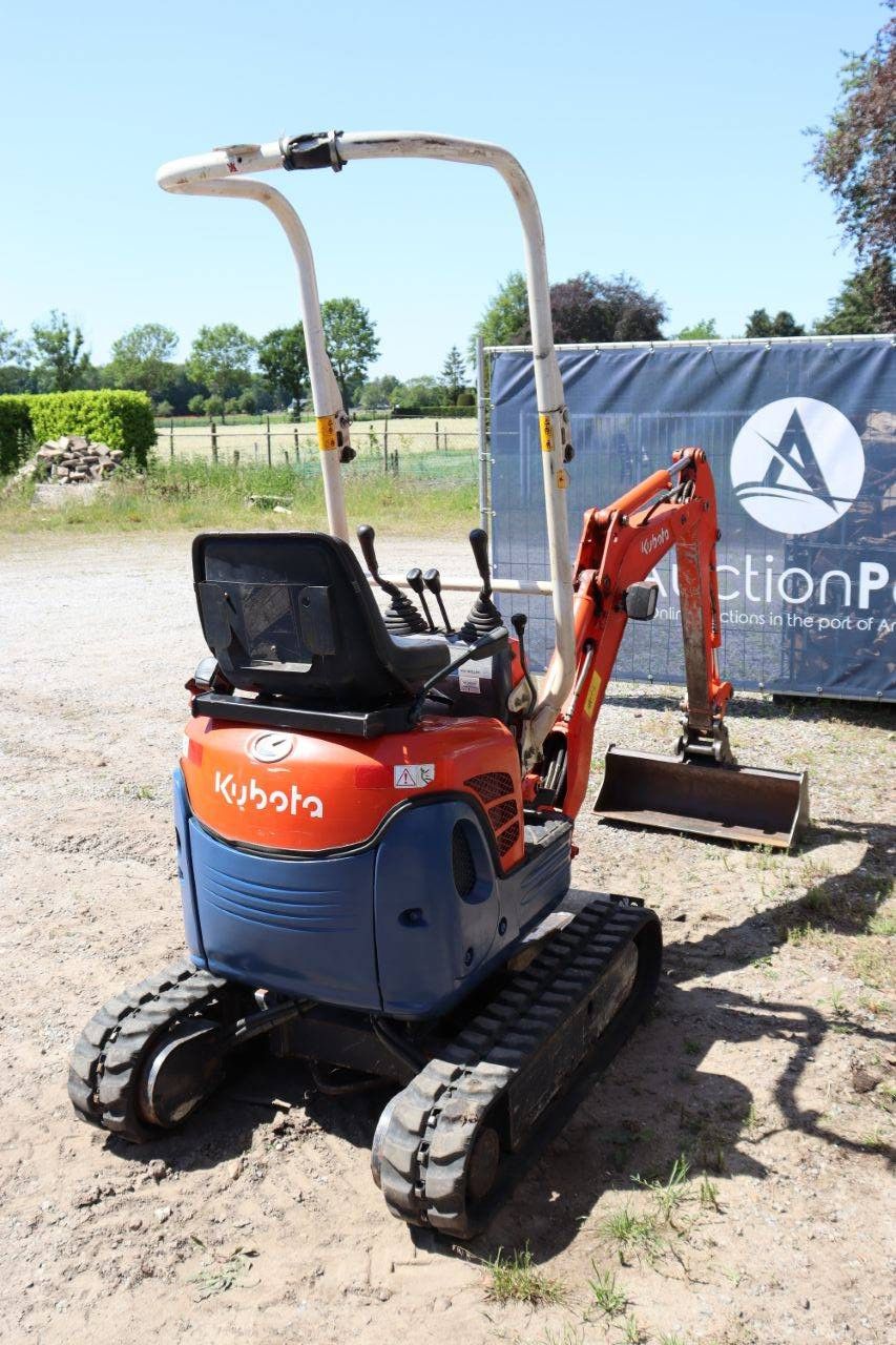 Mini excavator Kubota U10-3 Diesel 2010