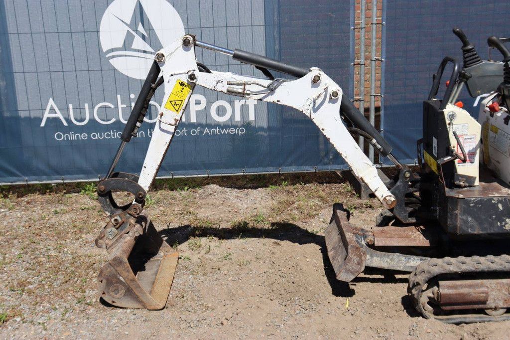 Bobcat E10 Diesel Mini Excavator