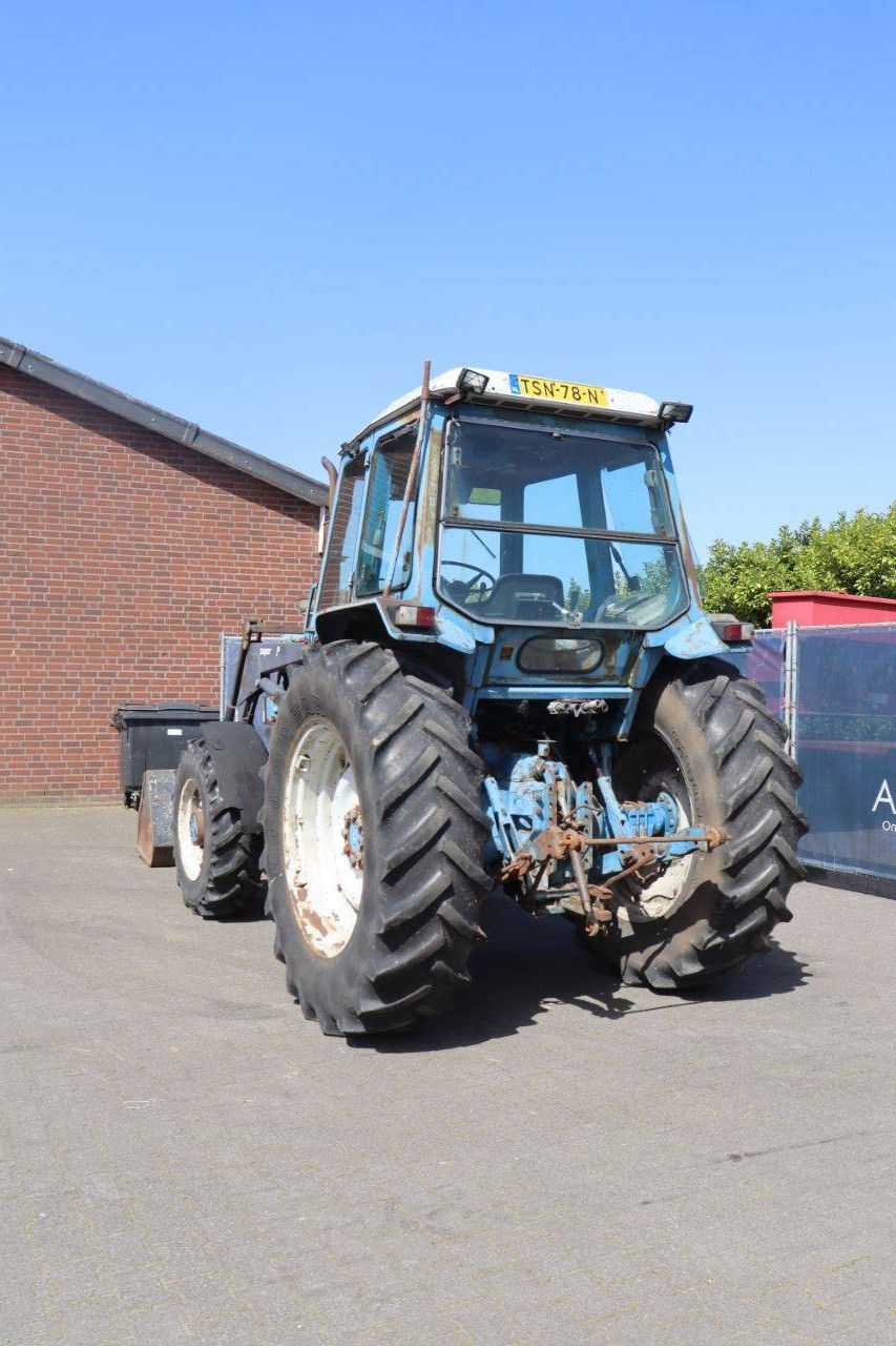 Tractor Ford 7700 Diesel 1978 met voorlader (Marge)