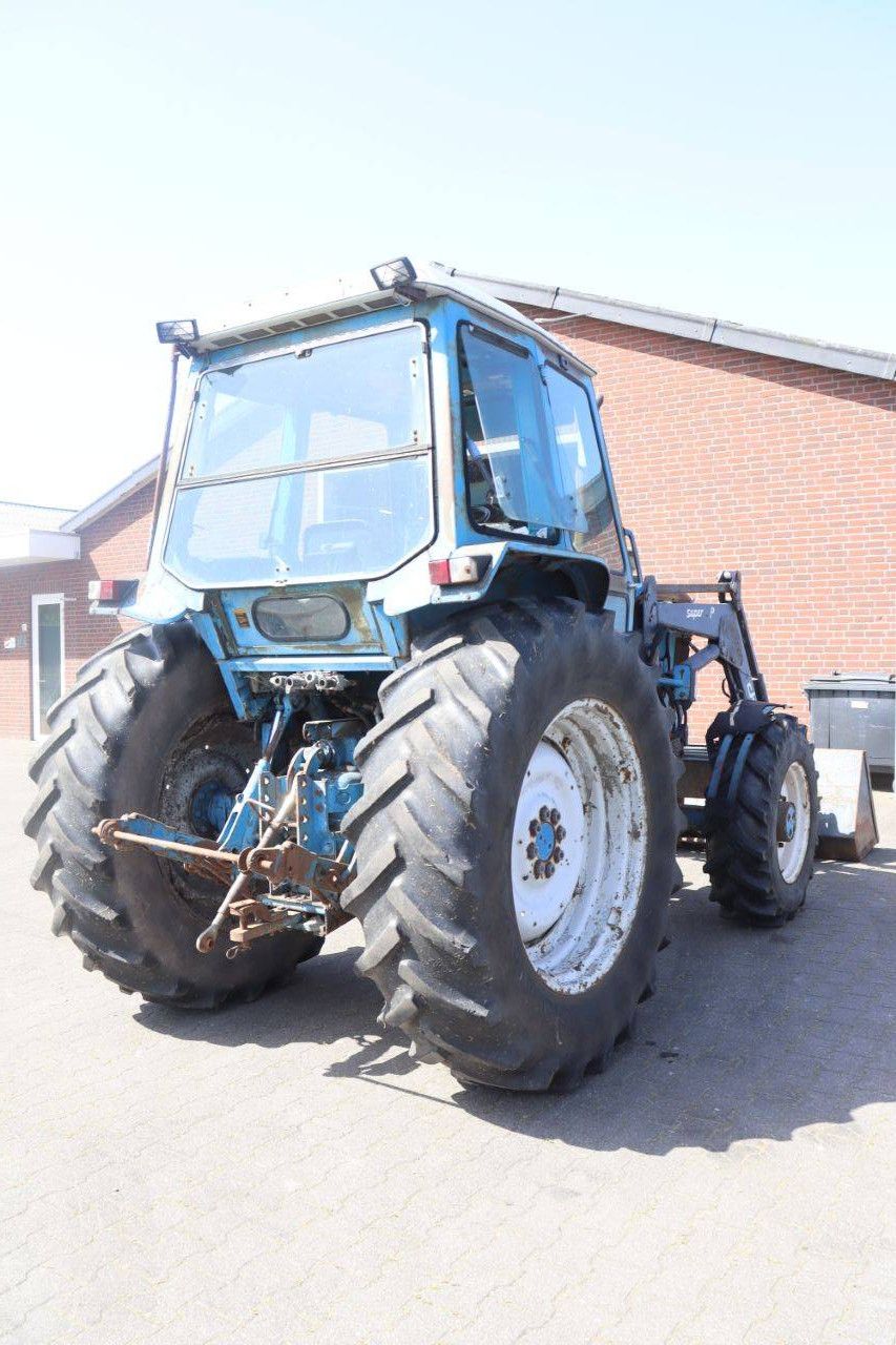 Tractor Ford 7700 Diesel 1978 met voorlader (Marge)