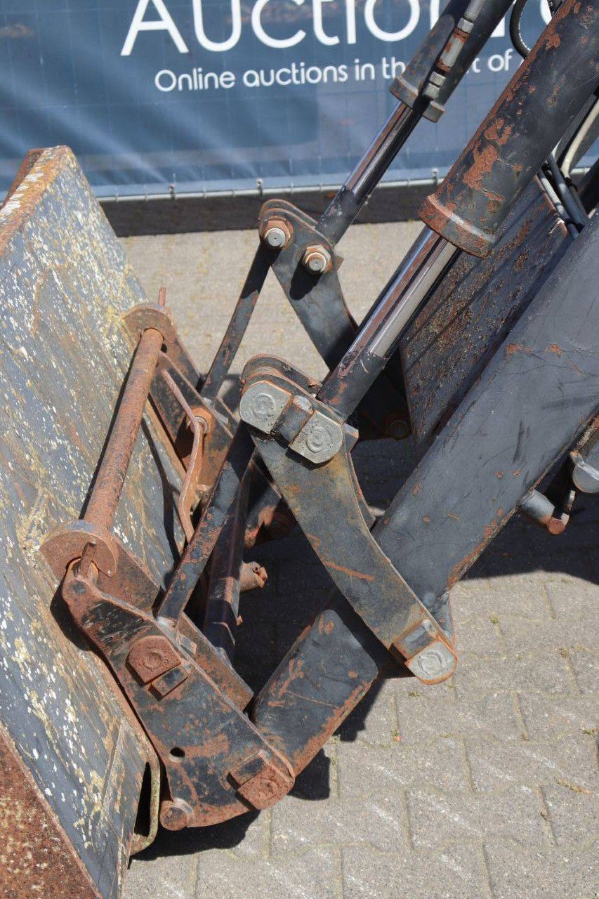 Tractor Ford 7700 Diesel 1978 met voorlader (Marge)