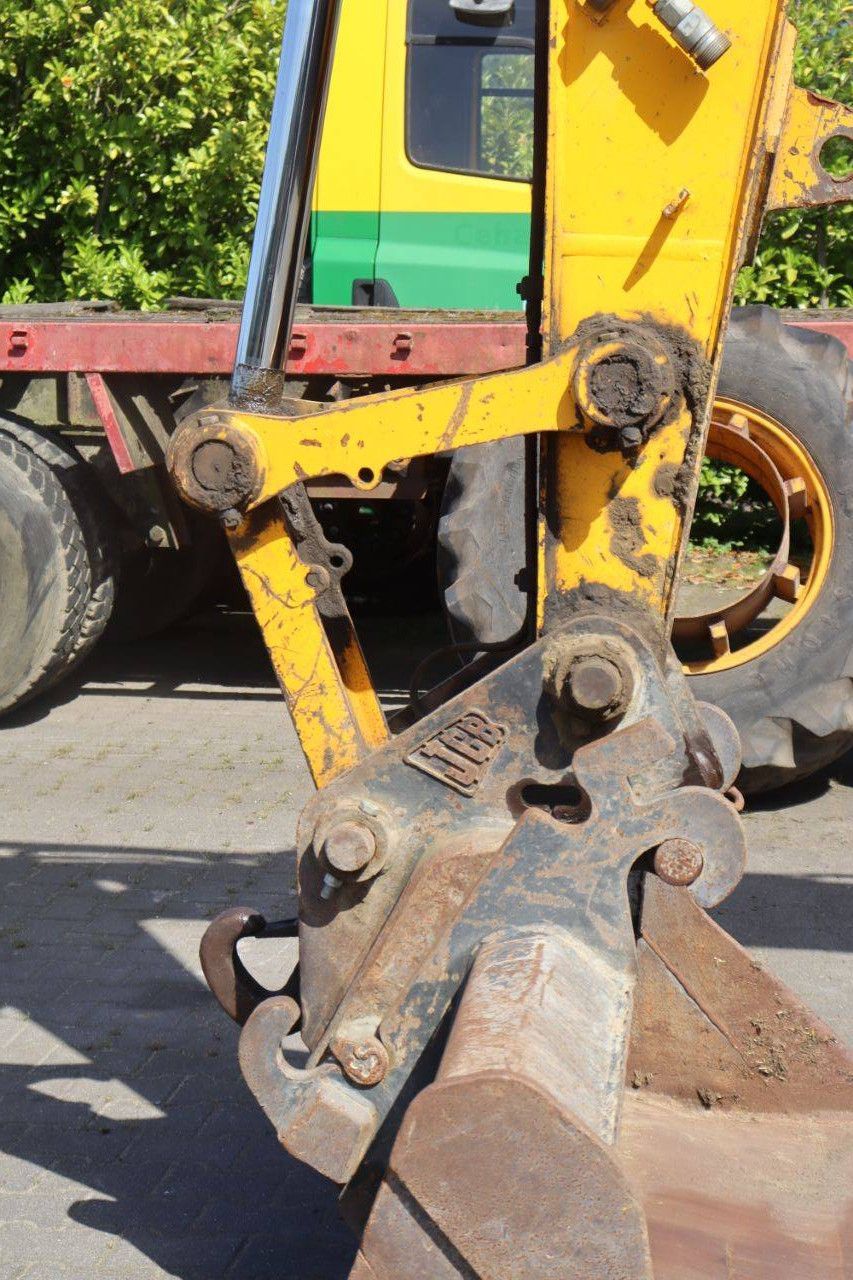 Crawler excavator JCB JZ140 Diesel 73kW 2008