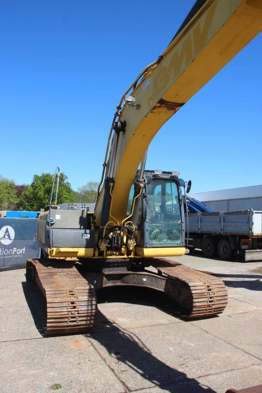 Raupenbagger New Holland Kobelco E265C Diesel 143kW 2011