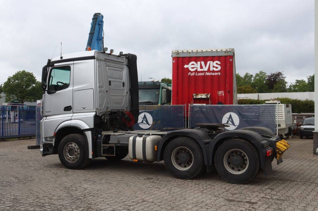 Fahrgestell mit Fahrerhaus Mercedes-Benz Arocs 3363 Diesel 625 PS