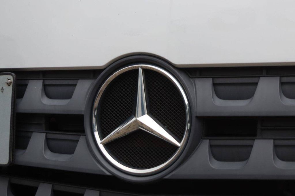 Fahrgestell mit Fahrerhaus Mercedes-Benz Arocs 3363 Diesel 625 PS
