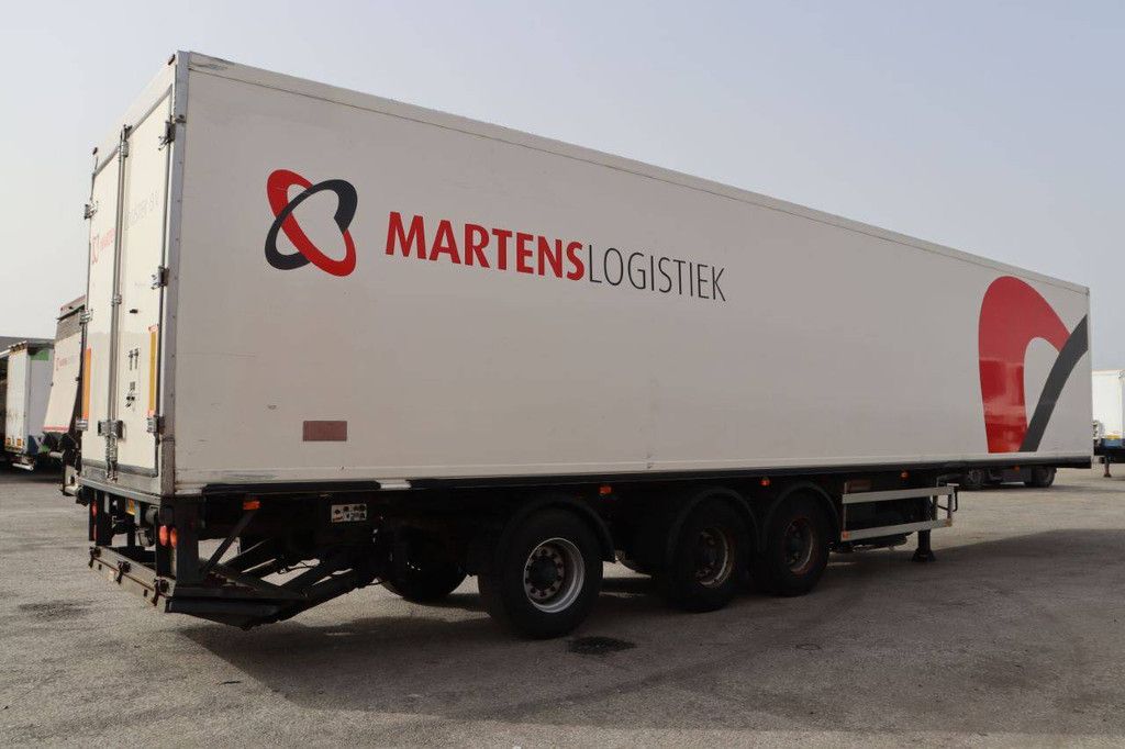 Reefer Semi-trailer Fruehauf ONCRS 42-327 A 2003