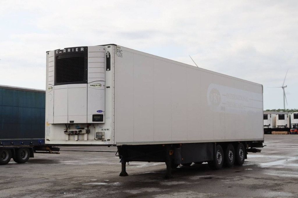 Schmitz Cargobull SKO24 Kühlauflieger, Baujahr 2012