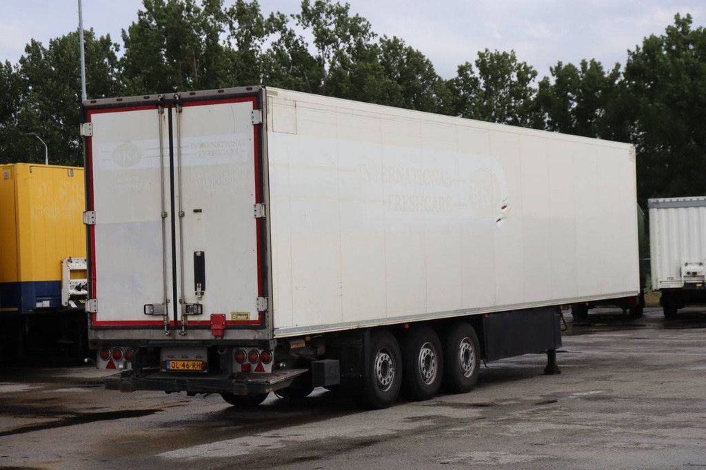 Schmitz Cargobull SKO24 Kühlauflieger, Baujahr 2012