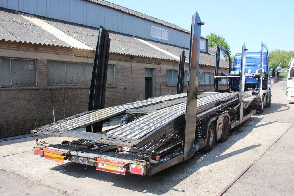 Autotransporter-Sattelauflieger Lohr RV2 2002