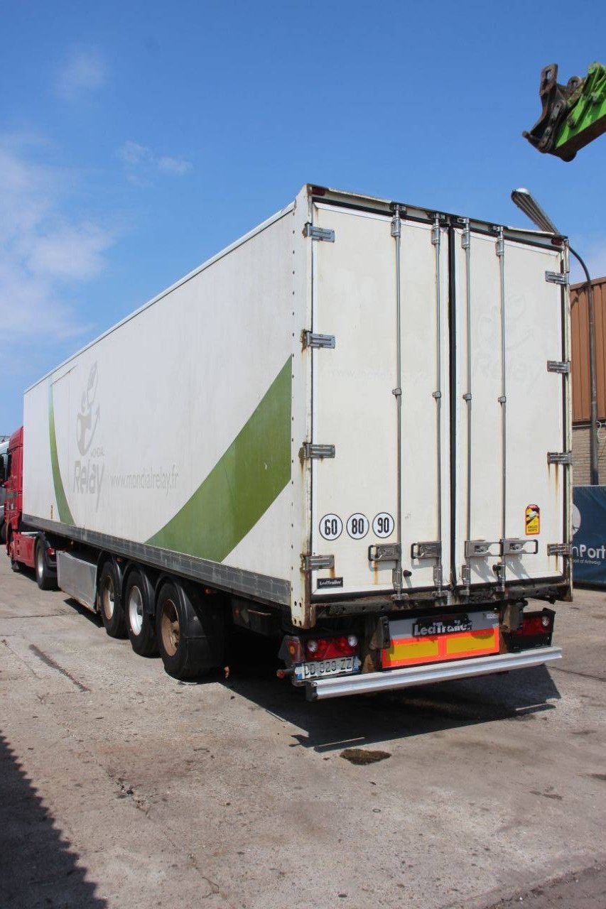 Enclosed Semi-Trailer Lecitrailer 3E20BD15P 2007