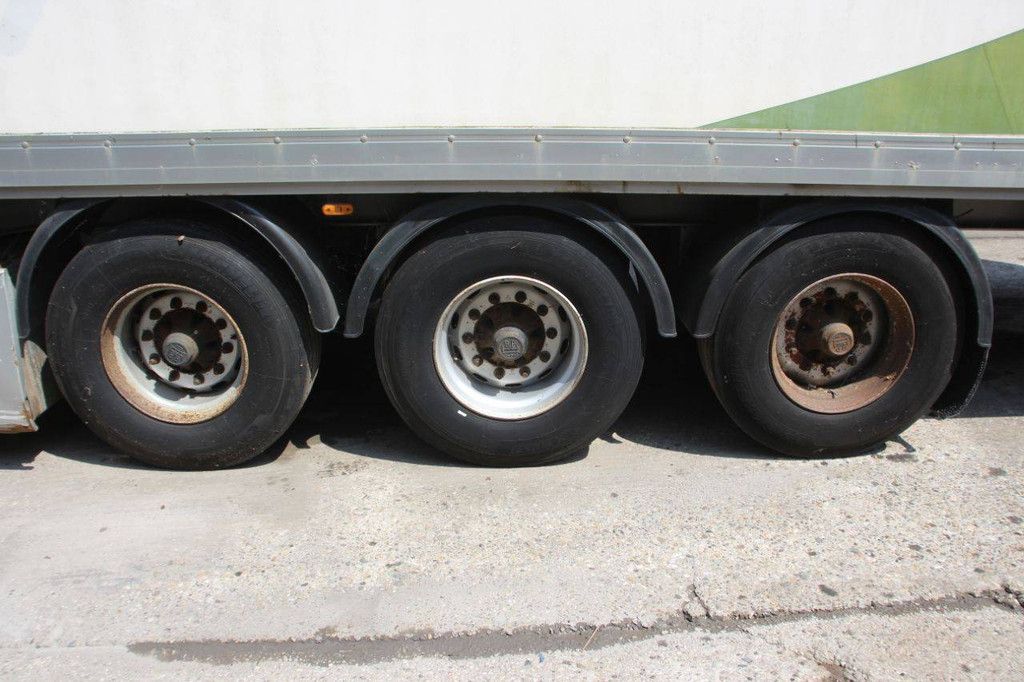 Enclosed Semi-Trailer Lecitrailer 3E20BD15P 2007