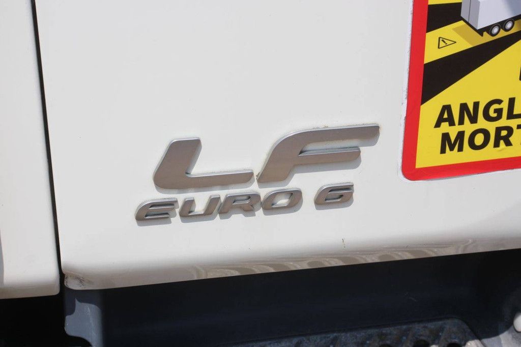 Box truck Truck DAF LF280FA Diesel 286hp 2014