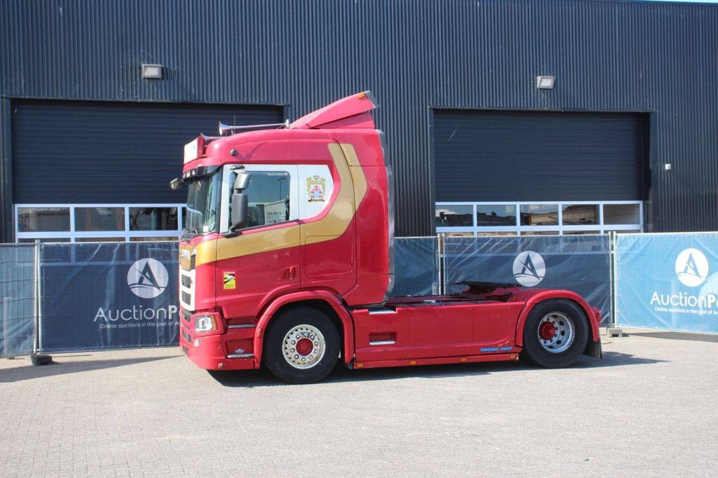 Fahrgestell mit Fahrerhaus Scania R450 Diesel 450 PS 2019