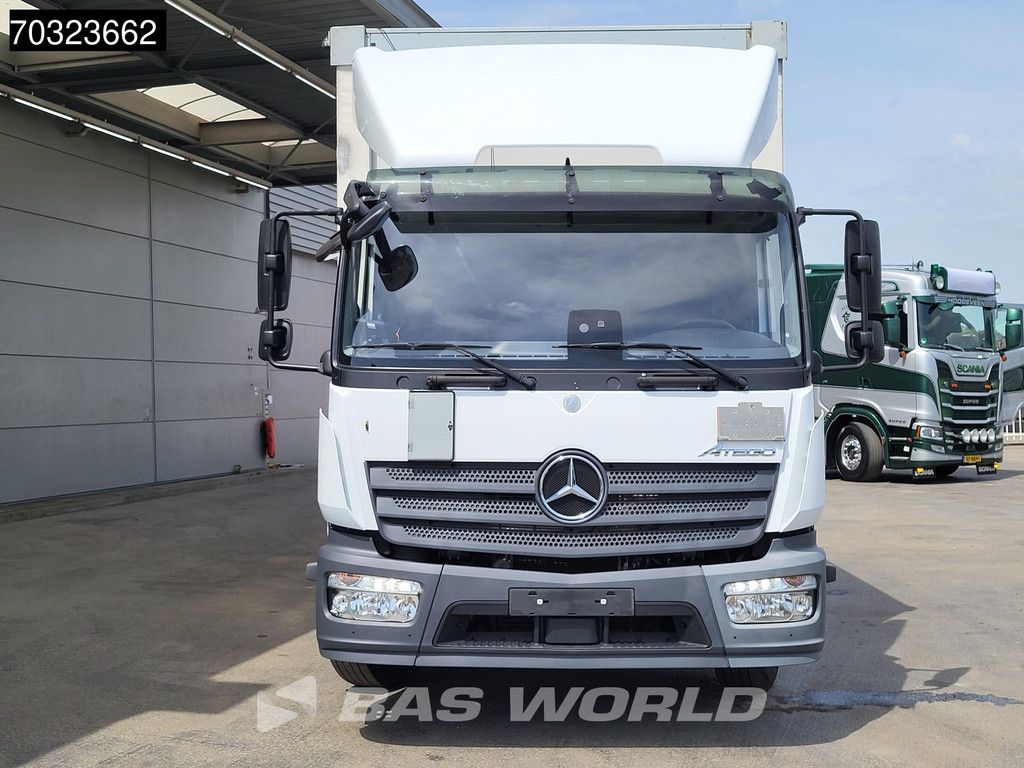 Mercedes Atego 1224 4X2 12tonner Automatic 1500kg Ladebordwand Euro 6