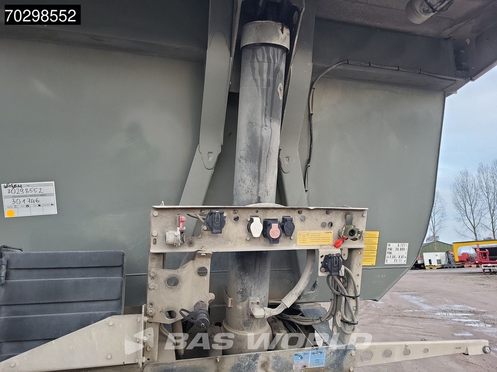 Schmitz SGF*S3 3 assen Lifting Axle 24m3