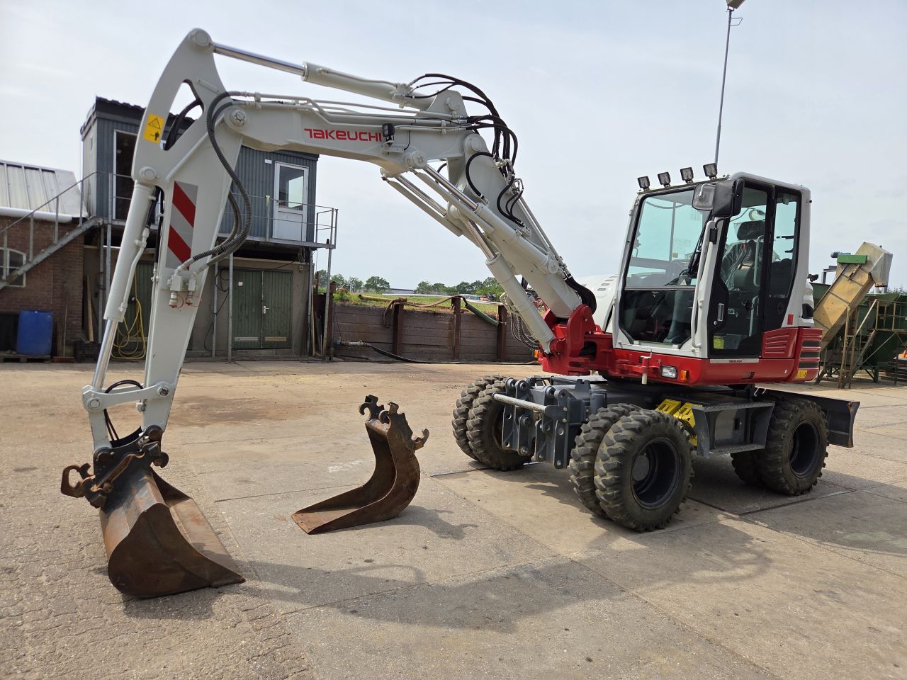 Takeuchi TB295W