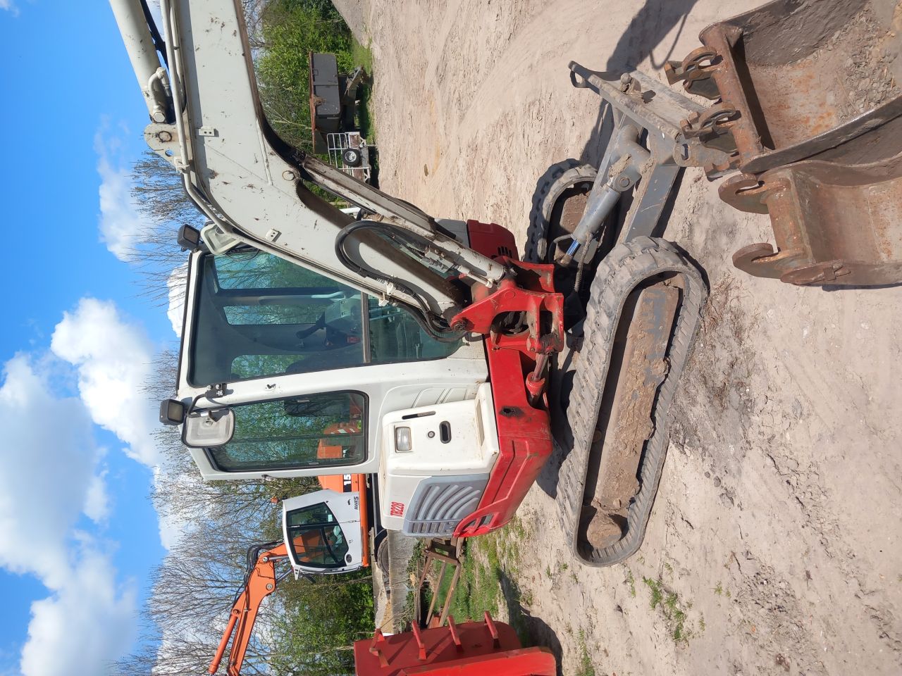Takeuchi new holland