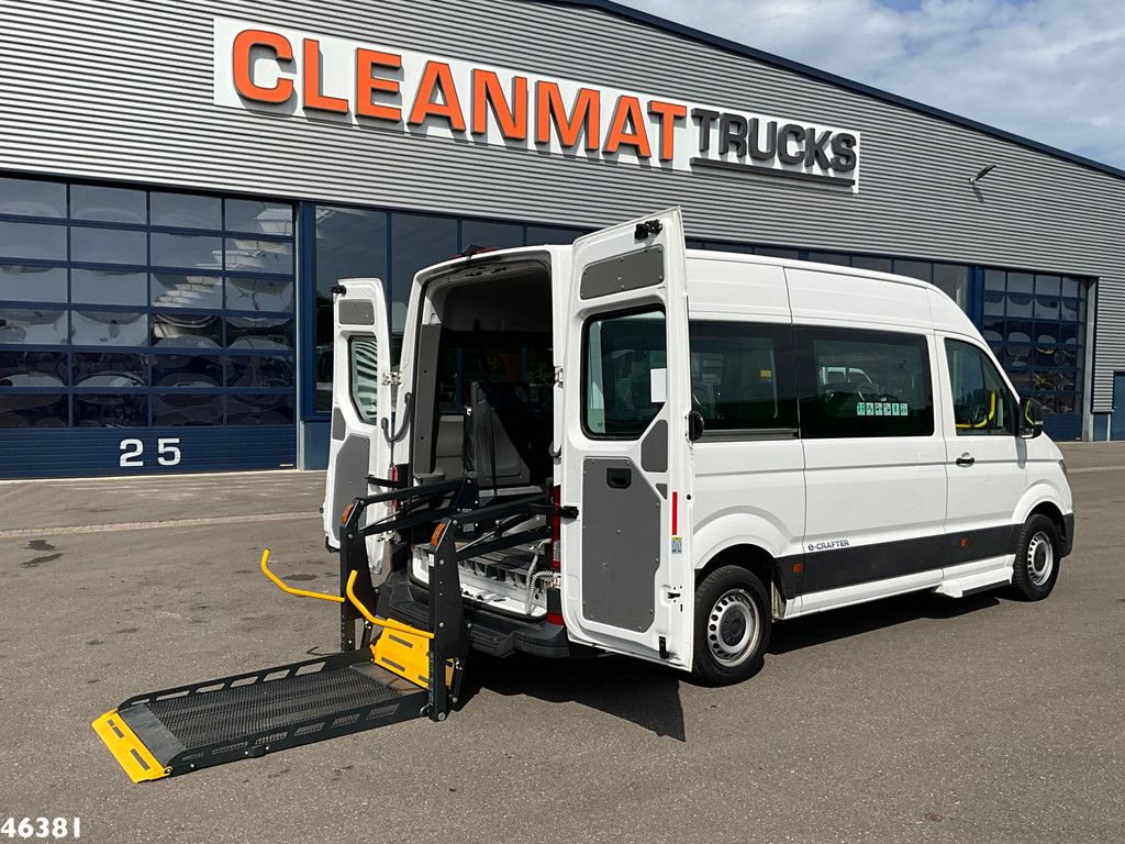 Volkswagen E-Crafter 100% Elektrisch 9 persoon + 2 rolstoelvervoer